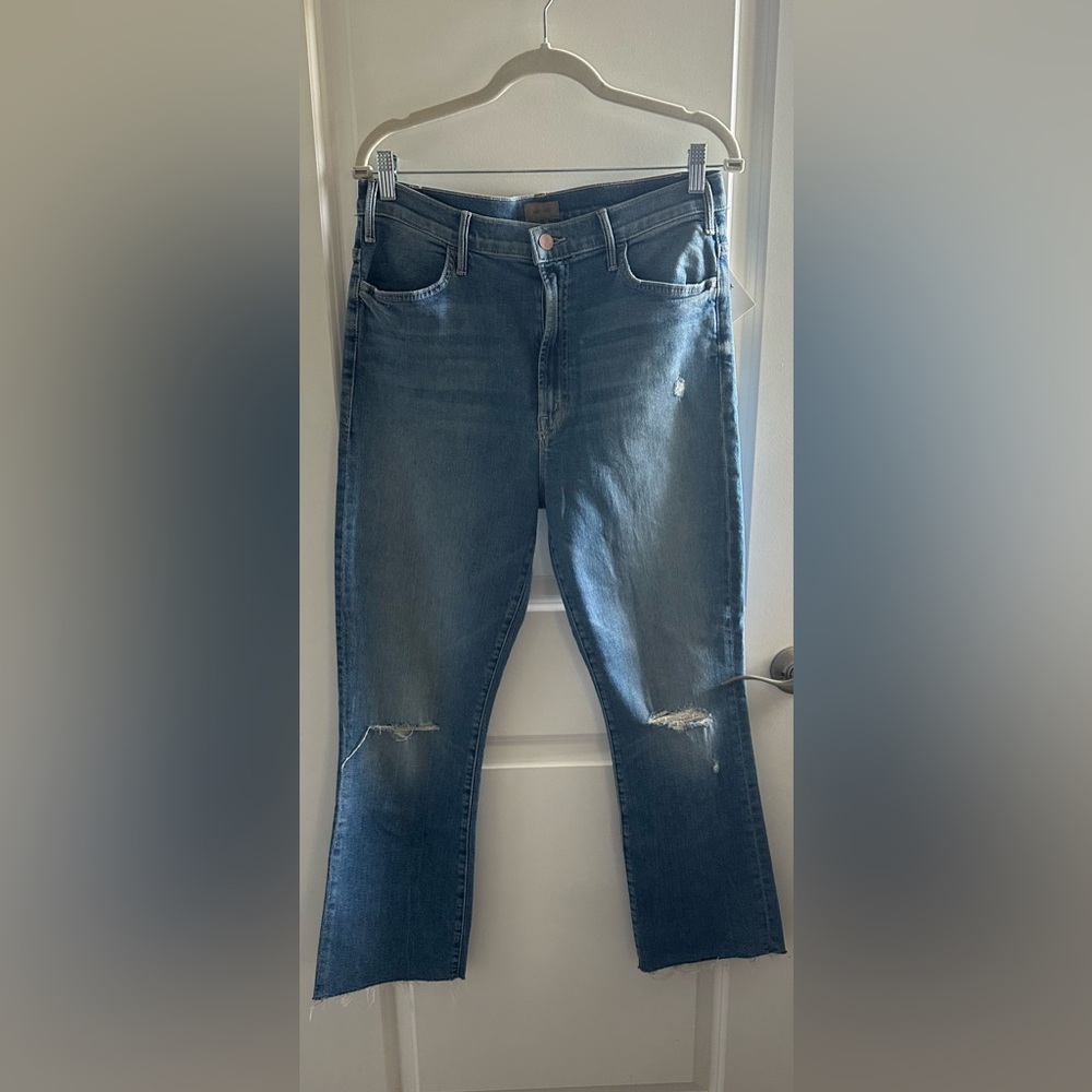 NWT MOTHER Jeans, “The Hustler Ankle Fray. “Understudy” wash, 33